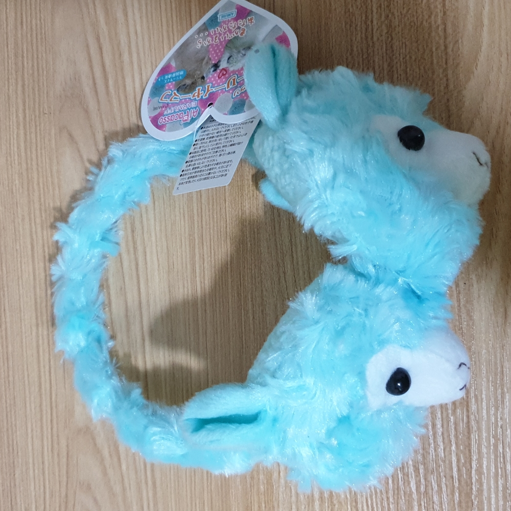 NWT Alpacasso ear muffs - blue